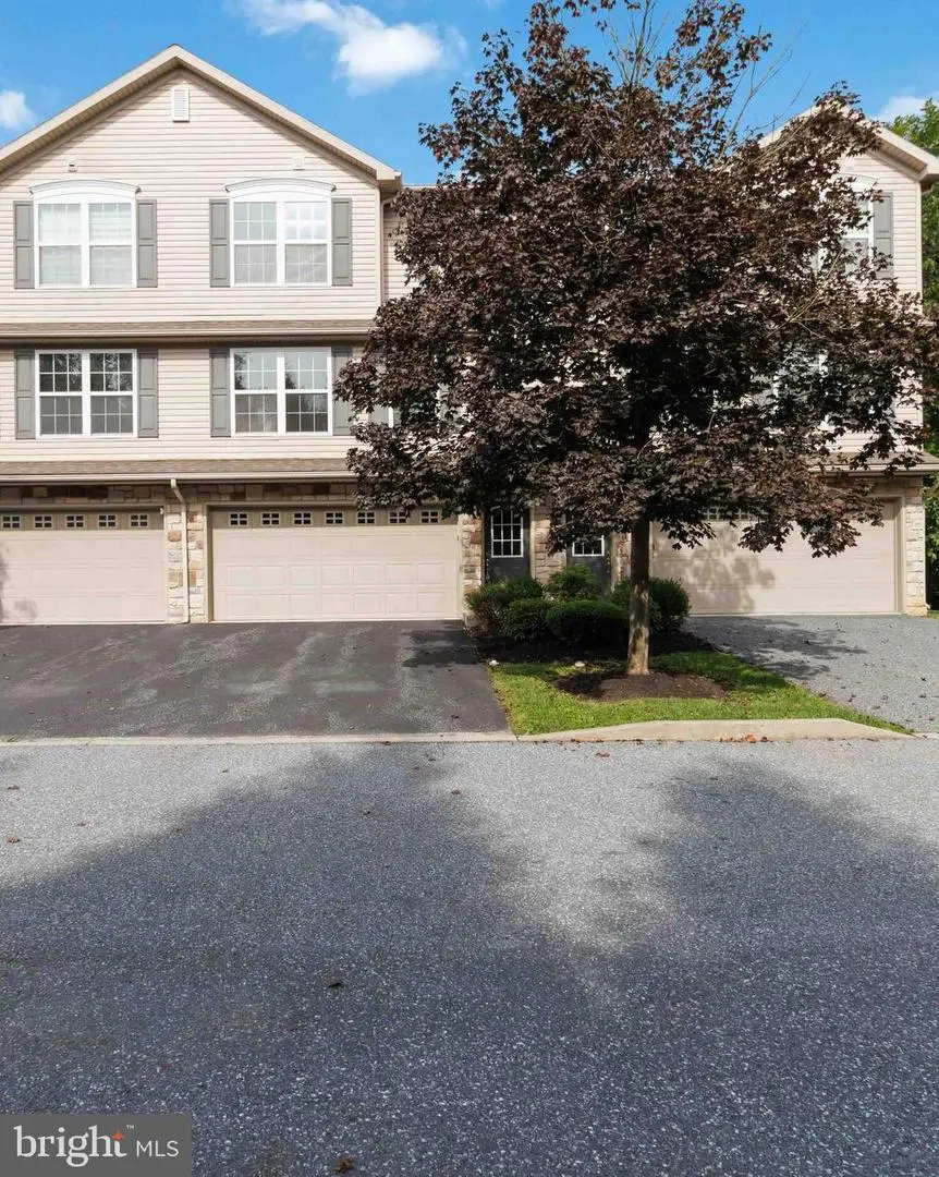 9089 Joyce Ln, Hummelstown, PA 17036 - #1