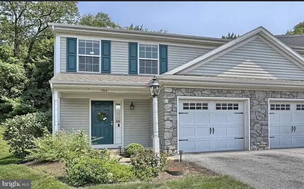 704 Winding Ln, HARRISBURG, PA 17111