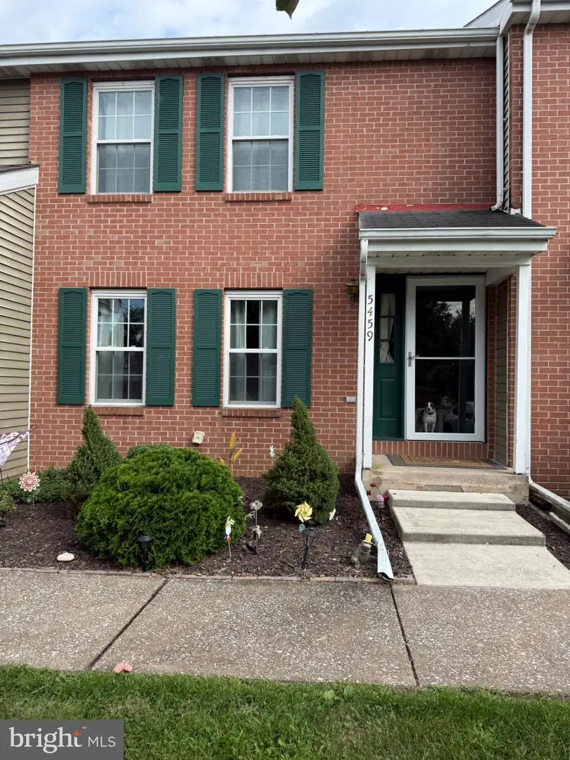5459 Pond Rd, Harrisburg, PA 17111 - #1