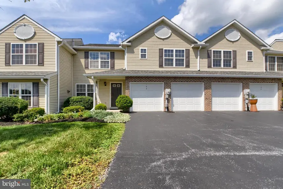 155 Peregrine Ln, Hummelstown, PA 17036 - #3