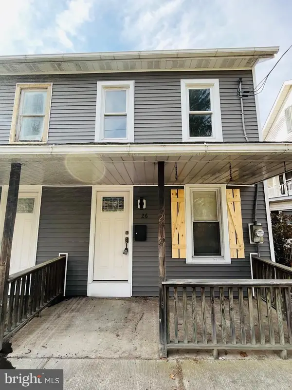 26 N 4th St, HALIFAX, PA 17032