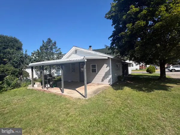 132 Main St, LYKENS, PA 17048