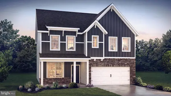 105 Pear Ridge Dr, HARRISBURG, PA 17111