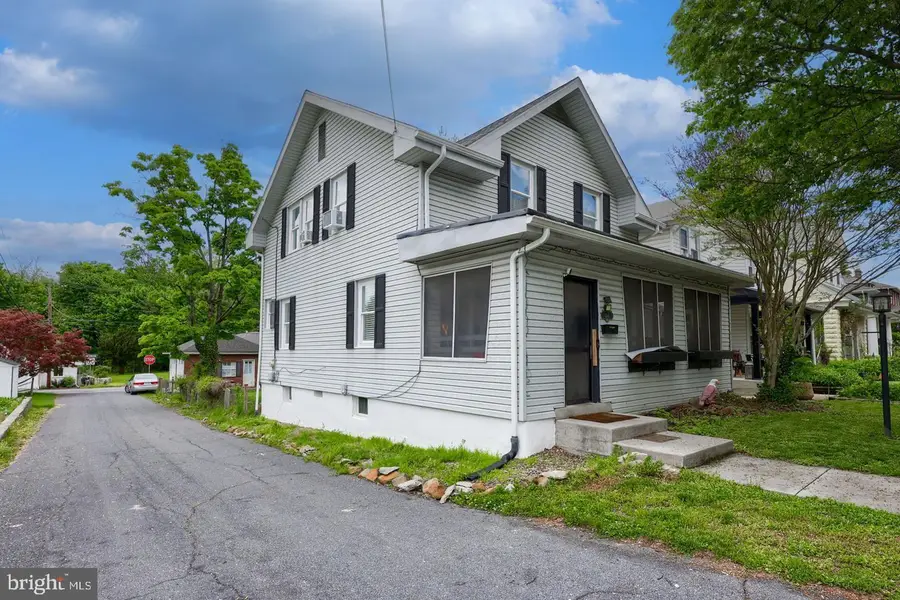 114 Kelso St, Harrisburg, PA 17111 - #3