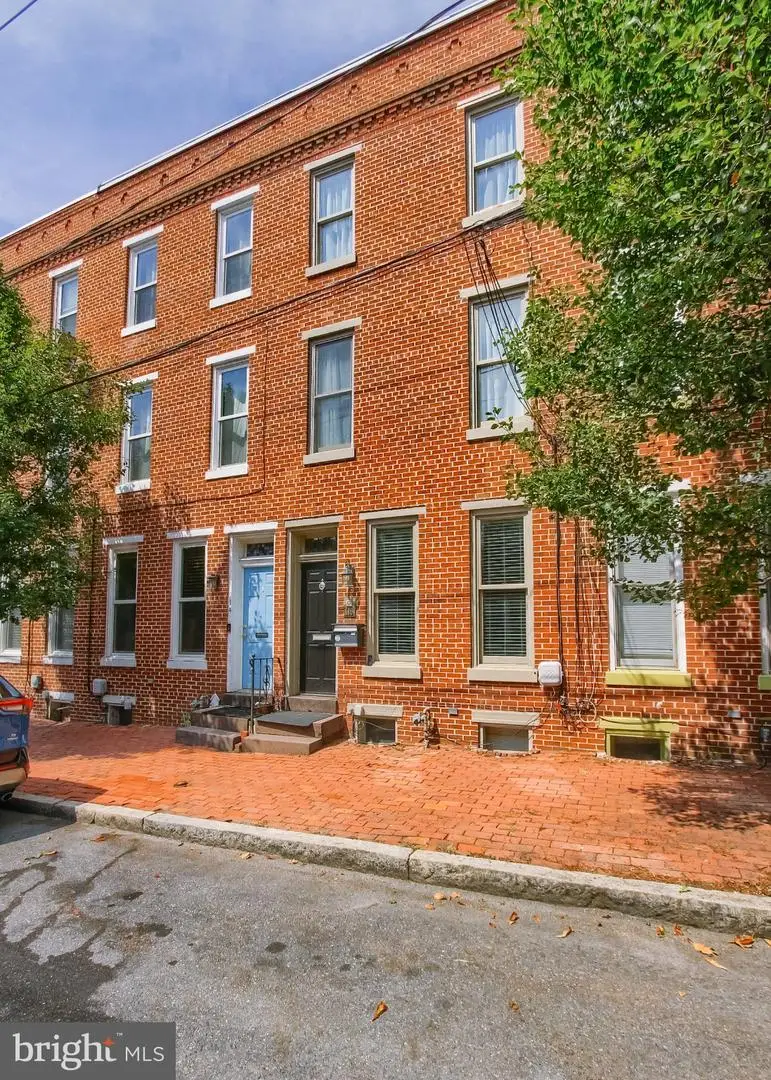 116 Cumberland St, Harrisburg, PA 17102 - #1
