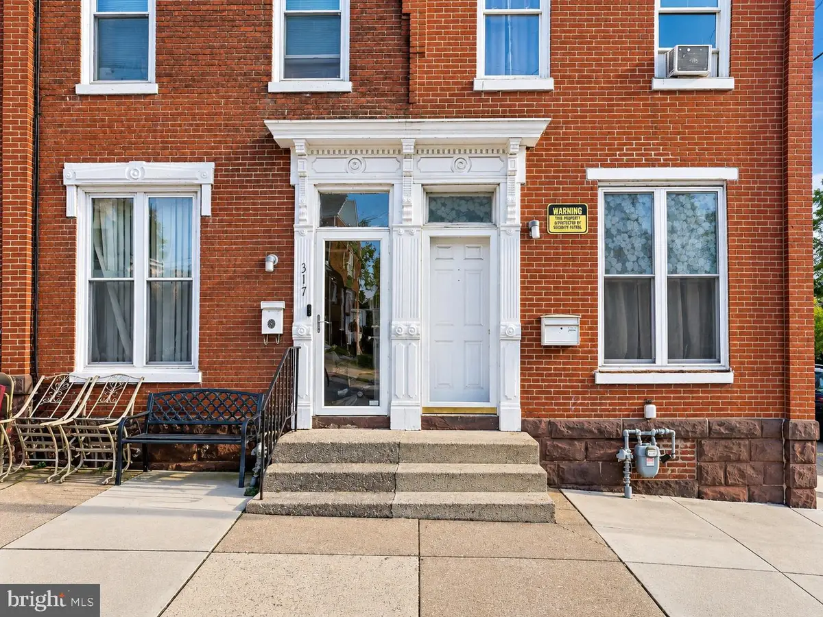 315 Maclay St, Harrisburg, PA 17110 - #1