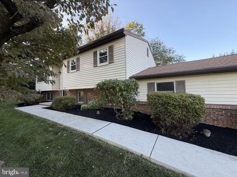 1720 Oberlin Rd, Middletown, PA 17057 - #2