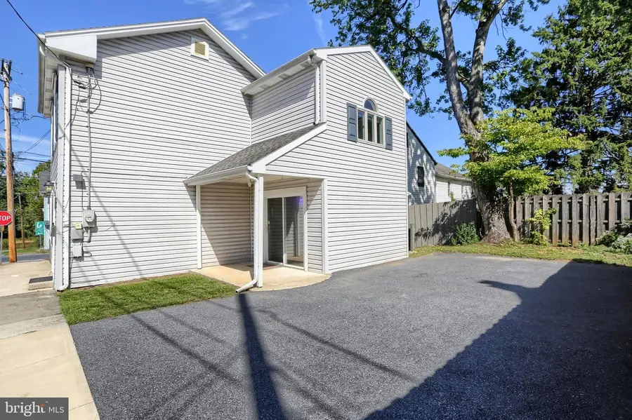 35 N Rosanna St, Hummelstown, PA 17036 - #3