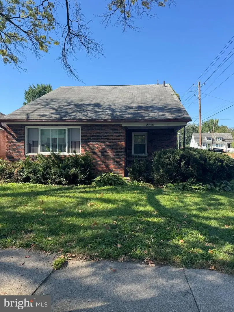 2438 Green St, Harrisburg, PA 17110 - #1