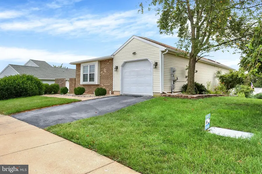 6295 S Highlands Cir, Harrisburg, PA 17111 - #2