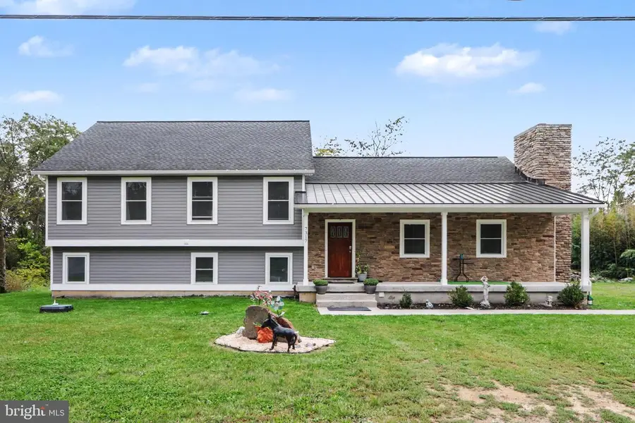 7317 Devonshire Heights Rd, Harrisburg, PA 17111 - #2