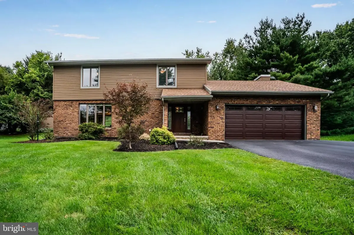 1632 Lori Ln, Harrisburg, PA 17110 - #1