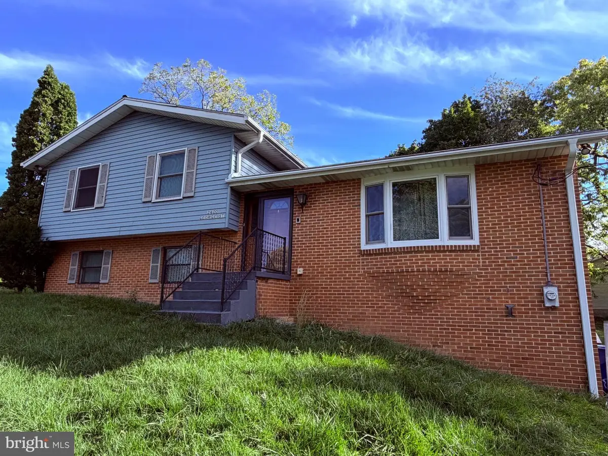 2600 George St, Harrisburg, PA 17109 - #1