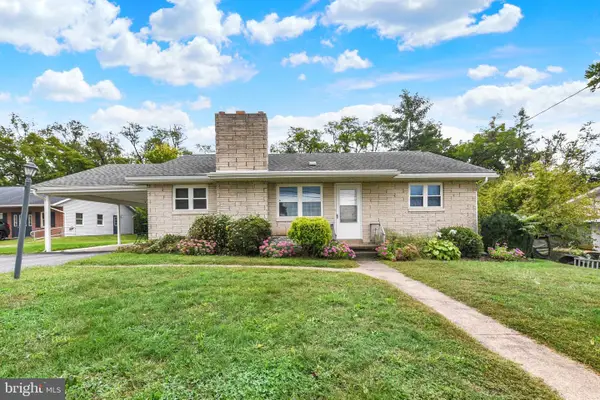 334 Berrysburg Rd, MILLERSBURG, PA 17061