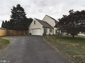 127 S Walnut St, Hummelstown, PA 17036 - #2