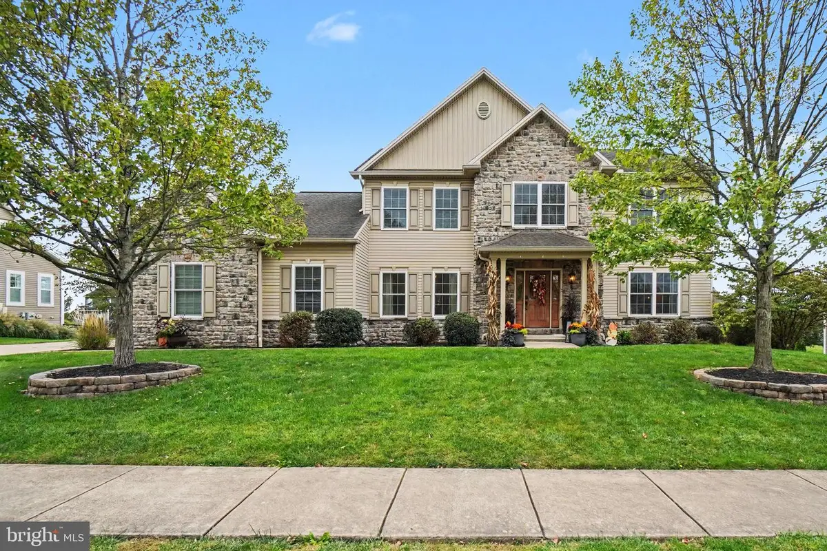 5997 Camden Dr, Harrisburg, PA 17112 - #1