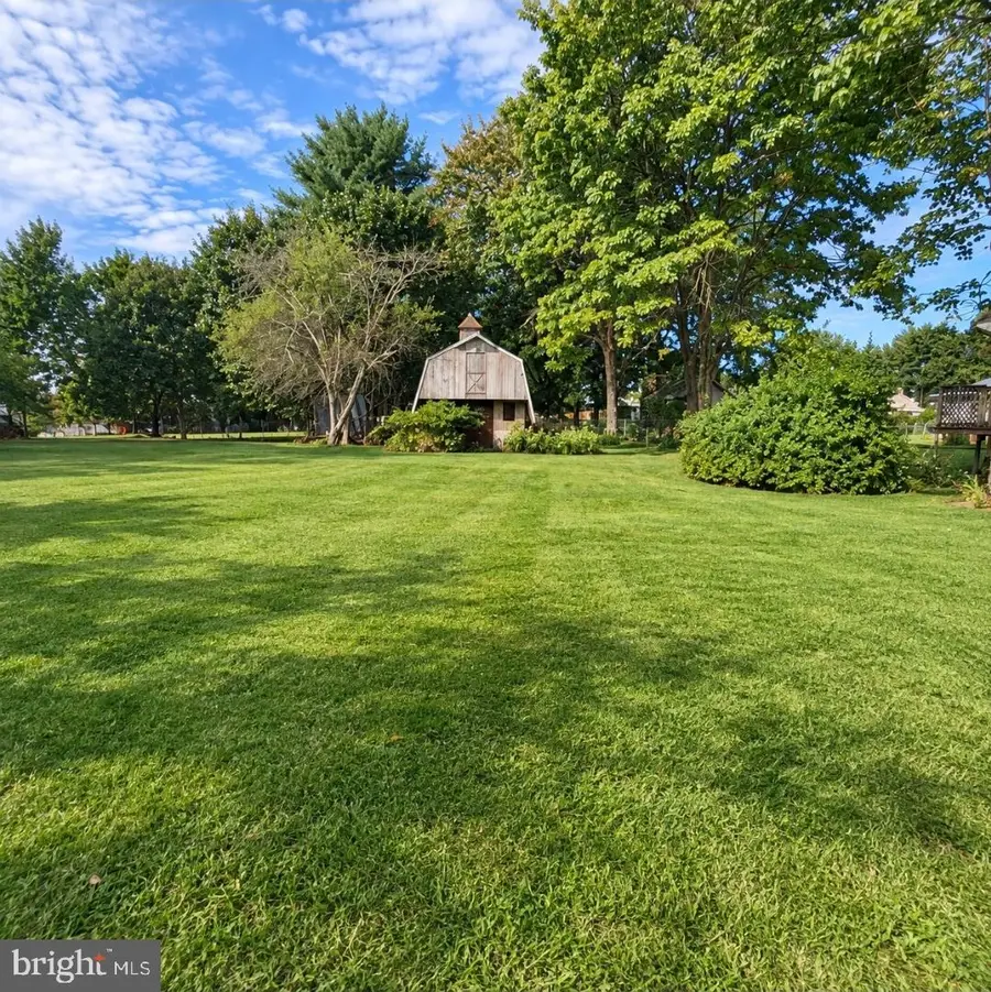 1184 Fairmont Dr, Harrisburg, PA 17112 - #3