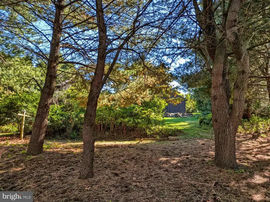 1115 Whitehall Dr, Harrisburg, PA 17110 - #2