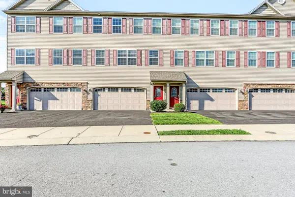 6136 Terry Davis Ct, HARRISBURG, PA 17111