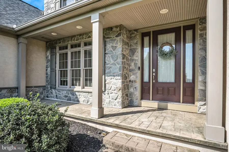 101 Hunt Ct, Hummelstown, PA 17036 - #3