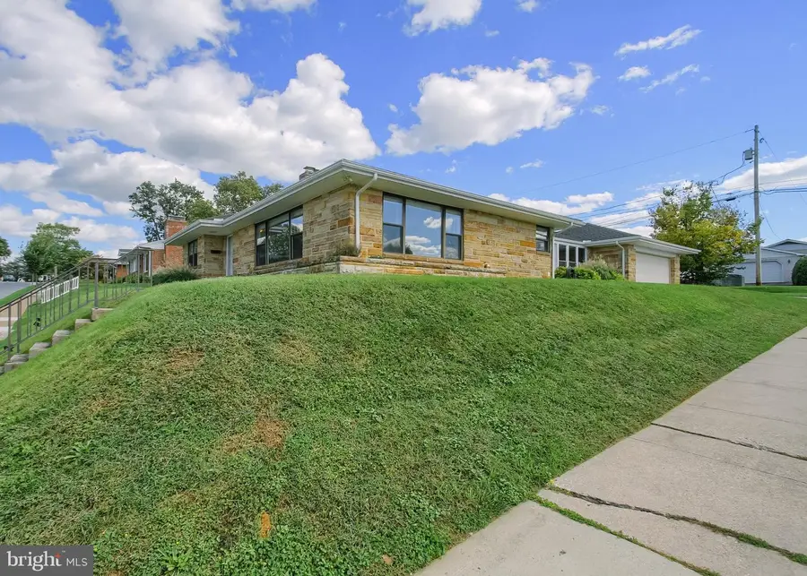 564 W Caracas Ave, Hershey, PA 17033 - #3