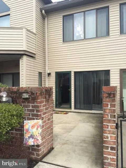 1304 Cherrington Dr, Harrisburg, PA 17110 - #1