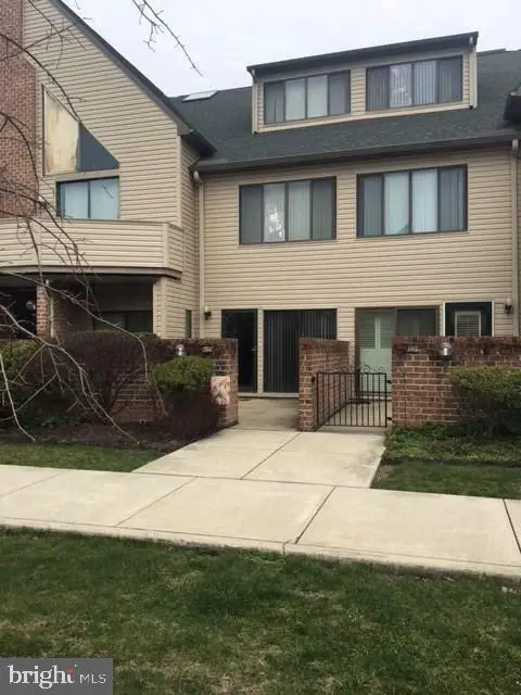1304 Cherrington Dr, Harrisburg, PA 17110 - #2
