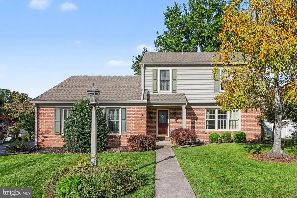 725 Lockwood Ct, Harrisburg, PA 17112 - #1