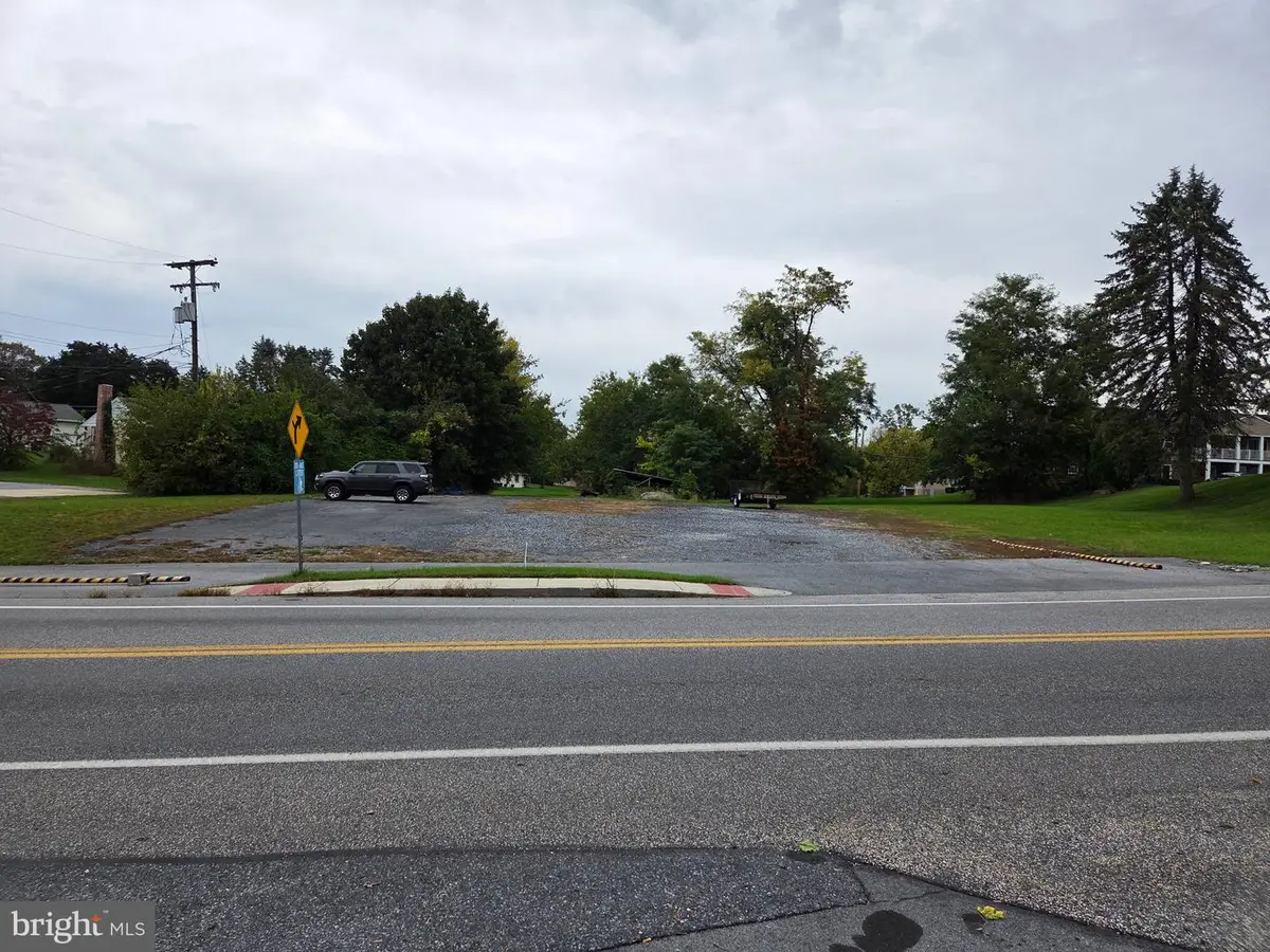 440 Walton Ave, Hummelstown, PA 17036 - #1