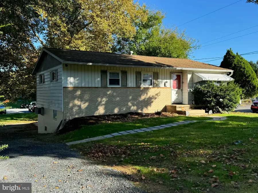 4812 Londonderry Rd, Harrisburg, PA 17109 - #2