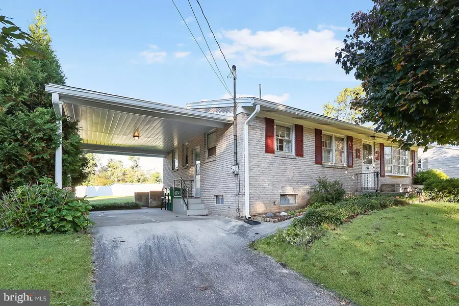 1424 Karen Dr, Harrisburg, PA 17109 - #3