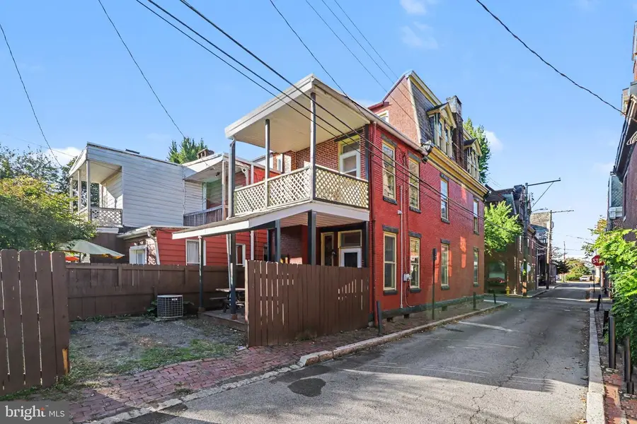1513 Penn St, Harrisburg, PA 17102 - #3