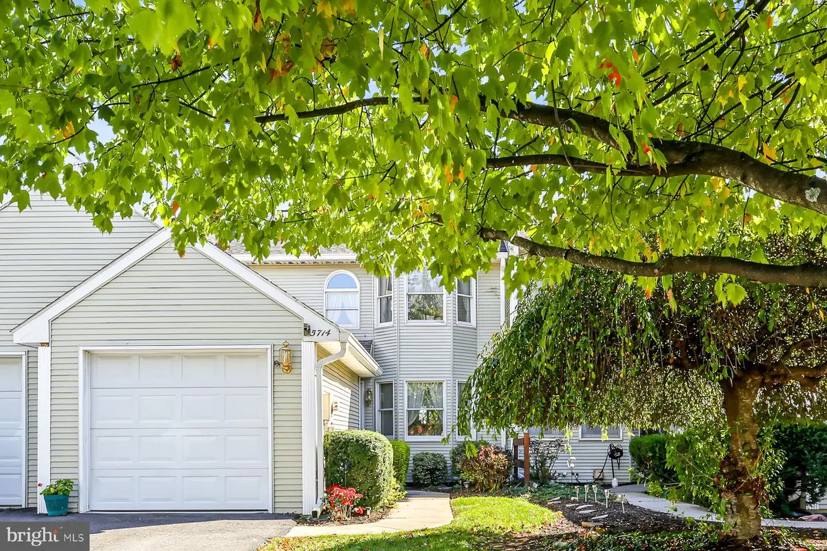 5714 Arklow Dr, Harrisburg, PA 17111 - #1