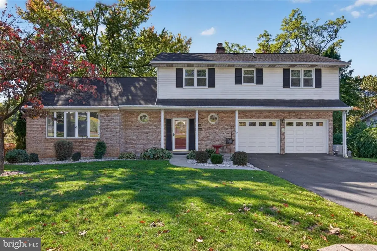 4711 Broadway St, Harrisburg, PA 17111 - #1