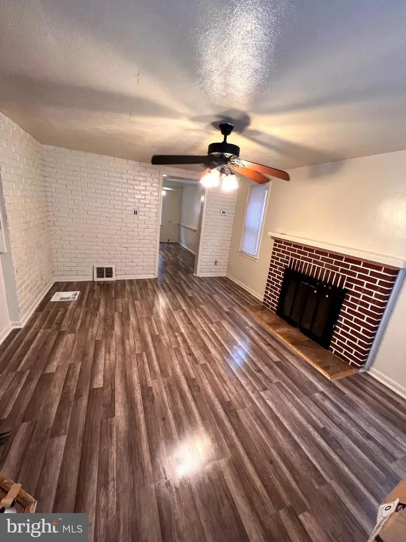 2325 Kensington, Harrisburg, PA 17104 - #2