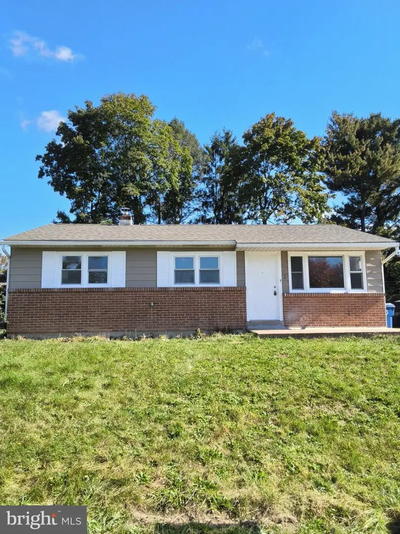 7 Chelsea Ln, Harrisburg, PA 17109 - #1