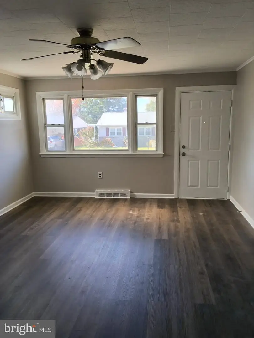 7 Chelsea Ln, Harrisburg, PA 17109 - #3