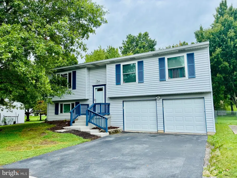 4319 New Hampshire Dr, Harrisburg, PA 17112 - #2