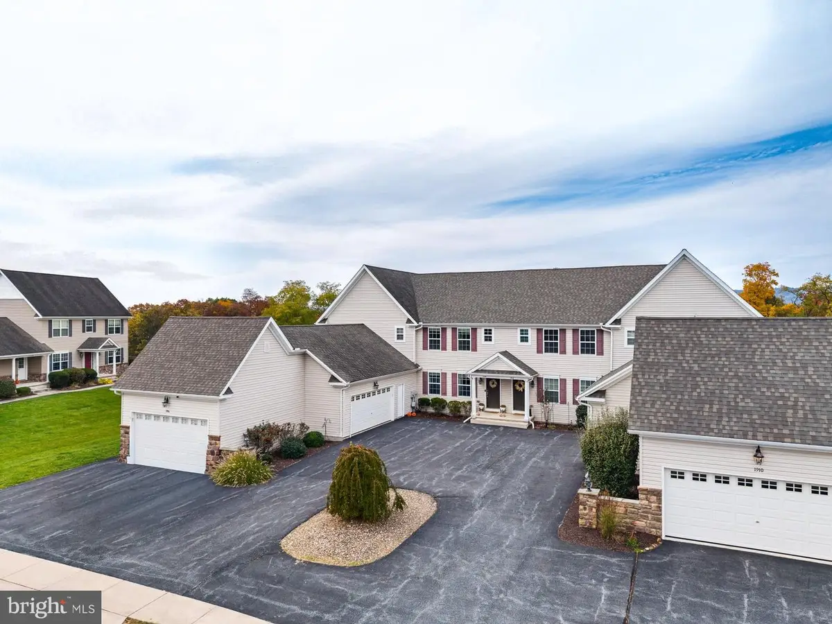 1914 Preserve Ln, Palmyra, PA 17078 - #1
