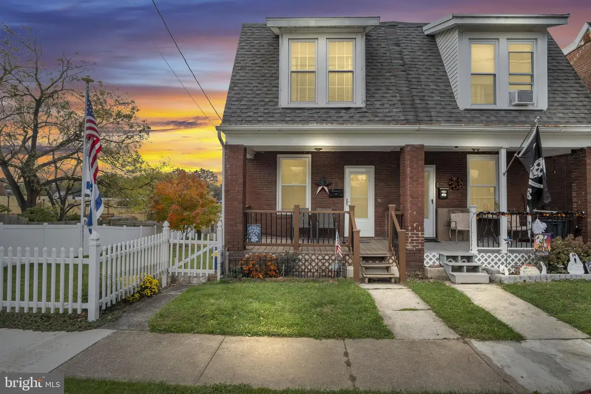 42 N 34th St, Harrisburg, PA 17109 - #1