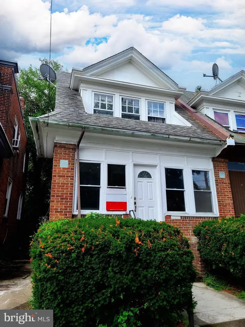 1008 Mcdowell Ave, Chester, PA 19013 - Image #1