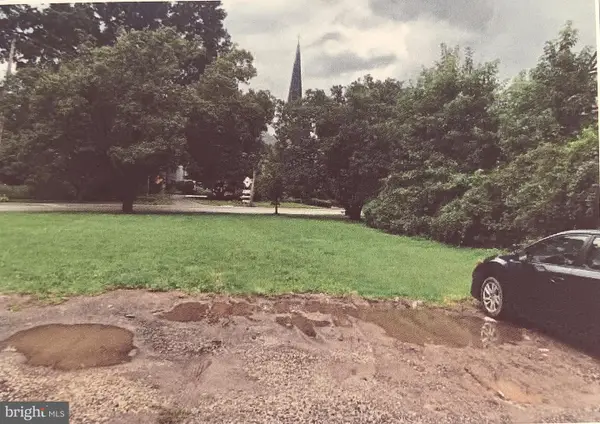 32 W Sellers Ave, RIDLEY PARK, PA 19078