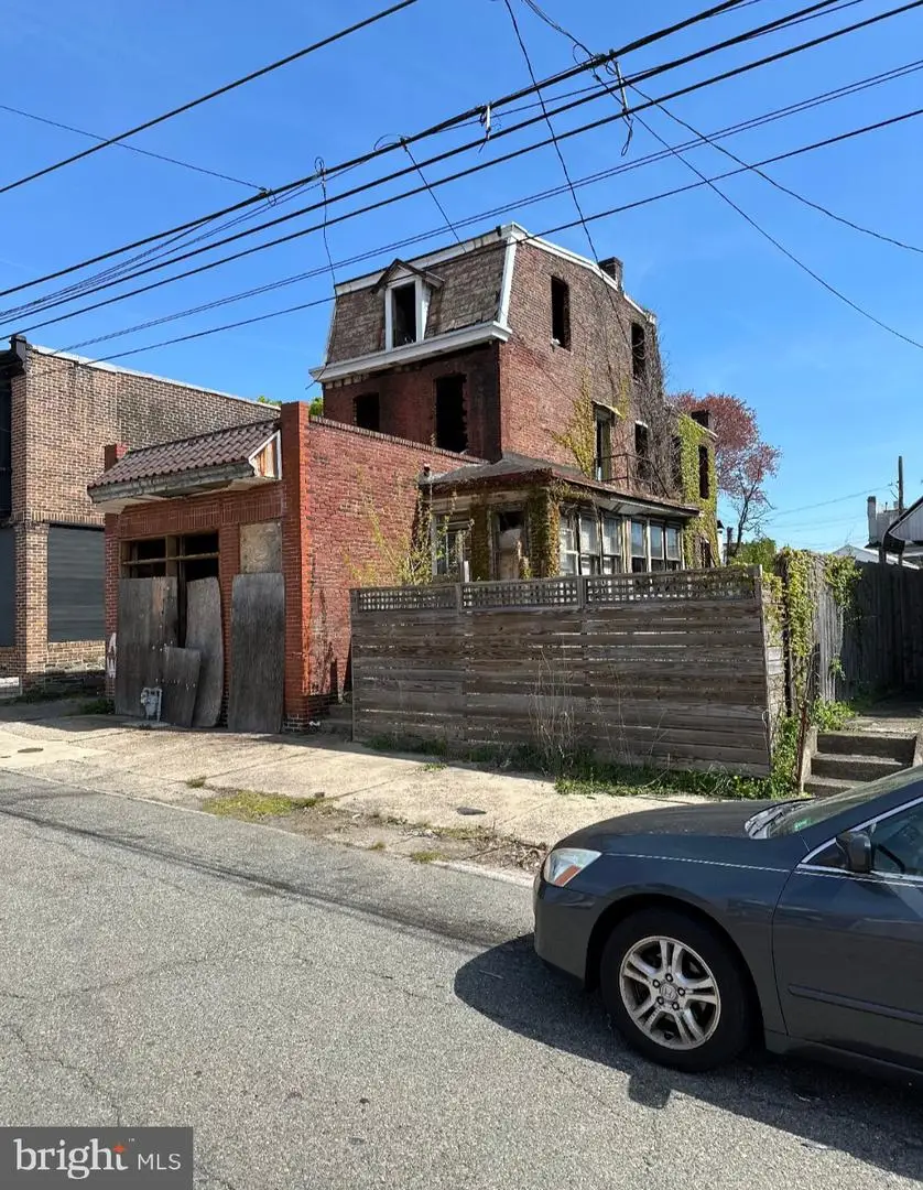 327-329 Pennell St Aly, Chester, PA 19013 - Image #3