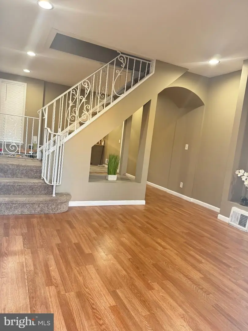 1018 Morton Ave, Chester, PA 19013 - Image #2