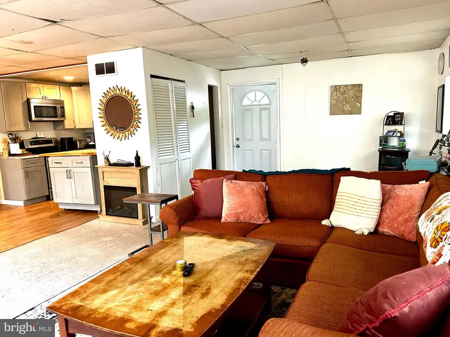 724 Concord Rd, Glen Mills, PA 19342 - Image #2