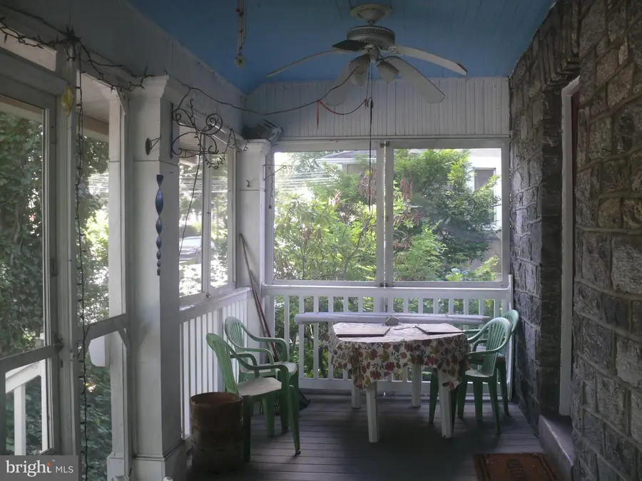 41 E Logan Ave, Glenolden, PA 19036 - Image #2