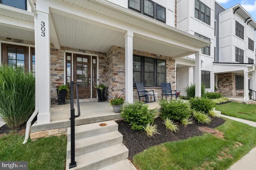 303 W Squire Dr, Newtown Square, PA 19073 - Image #3