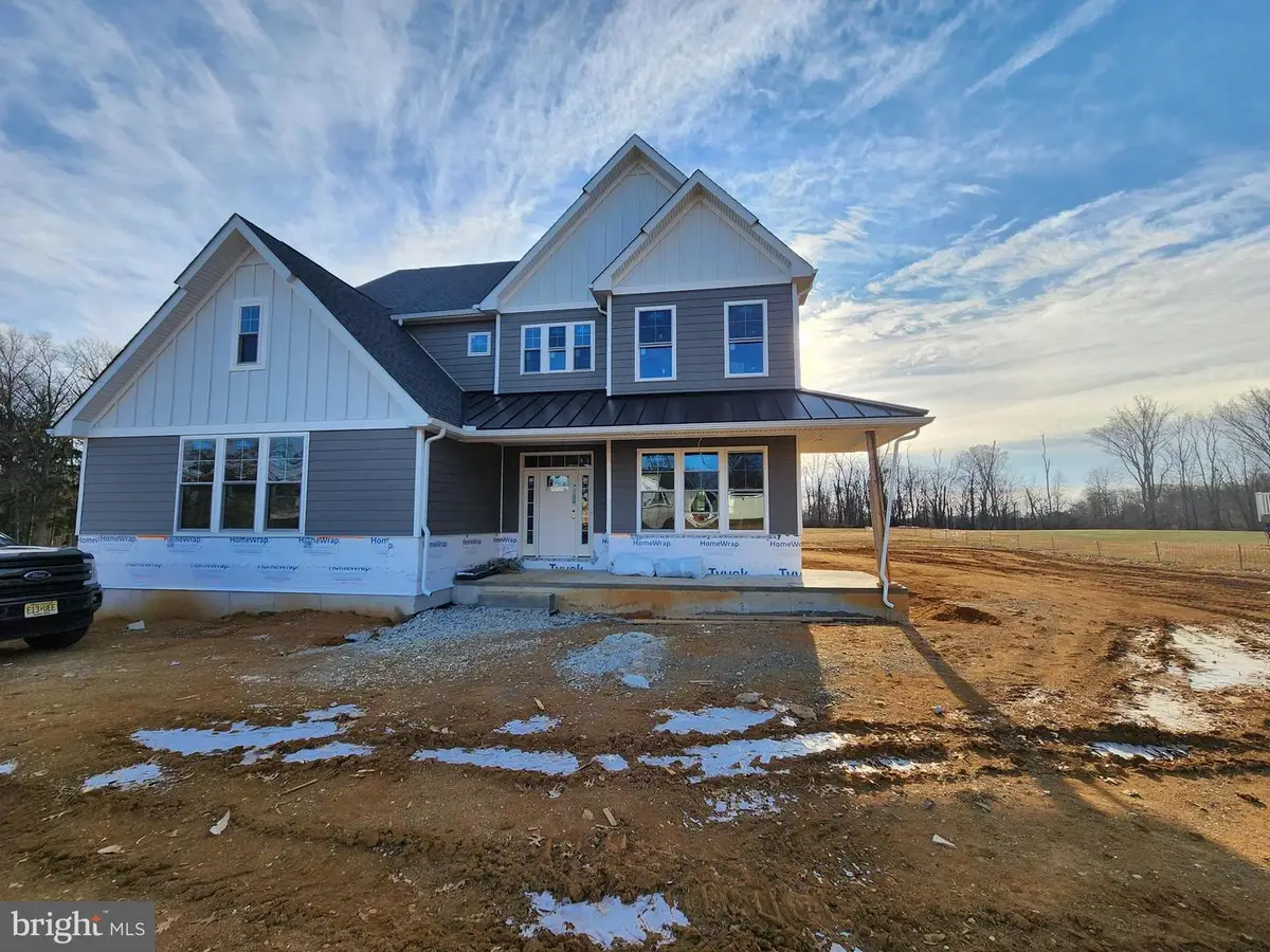 324 Bishop Hollow Rd, Newtown Square, PA 19073 - Image #1