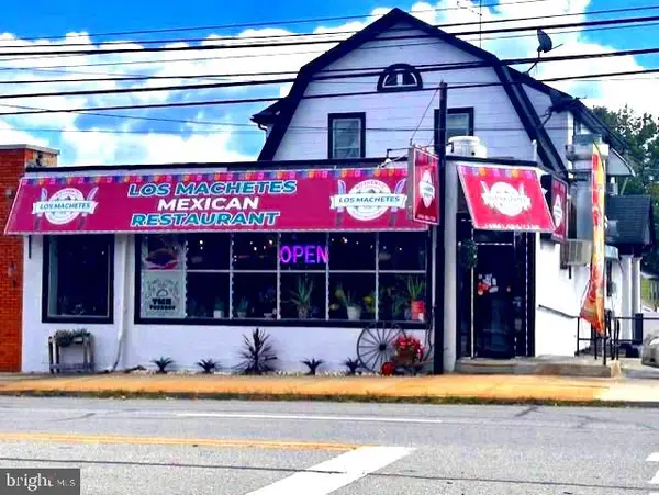 856 Chester Pike, PROSPECT PARK, PA 19076