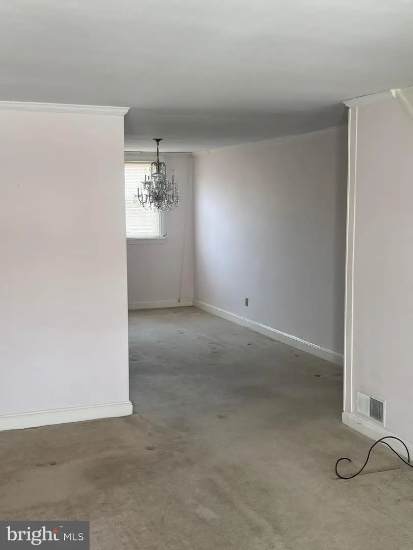 2404 Stoneybrook Ln #1, Drexel Hill, PA 19026 - #3